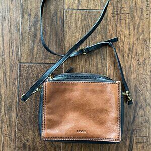 Fossil / Campbell crossbody / black and brown / gold hardware / real leather